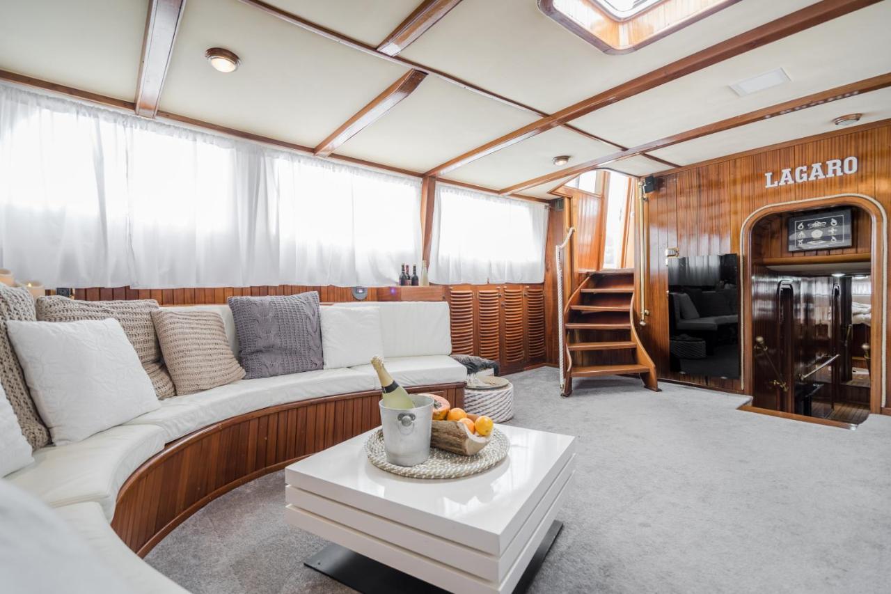 Spacious Yacht Hotel Barcelona City Center 5 Cabins Eksteriør bilde